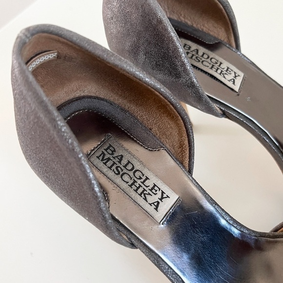 BADGLEY MISCHKA • Salsa Embellished Peep Toe Pump in Pewter Metallic - Picture 7 of 13